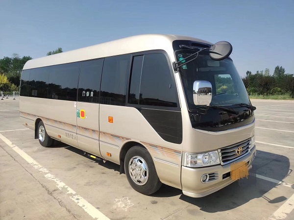 別克GL8商務(wù)車(chē)